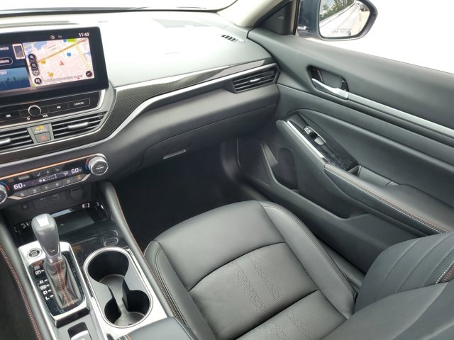 2024 Gray Sky Pearl Nissan Altima 2.0 SR FWD Sedan