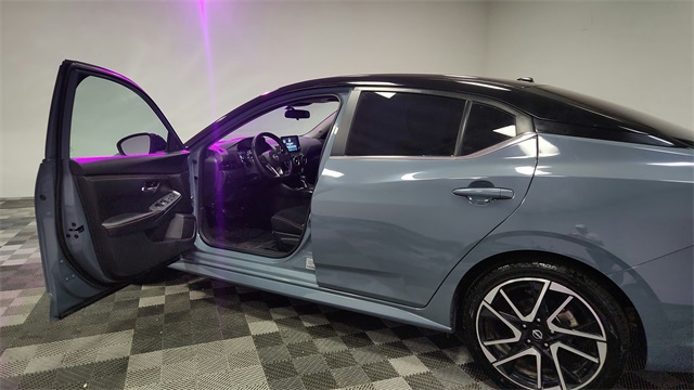 2024 Nissan Sentra SR FWD 2024 Nissan Sentra SR FWD