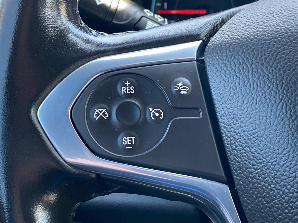 2022 Northsky Blue Metallic Chevrolet Traverse LT AWD SUV