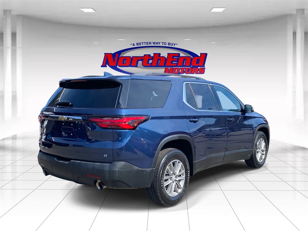 2022 Northsky Blue Metallic Chevrolet Traverse LT AWD SUV