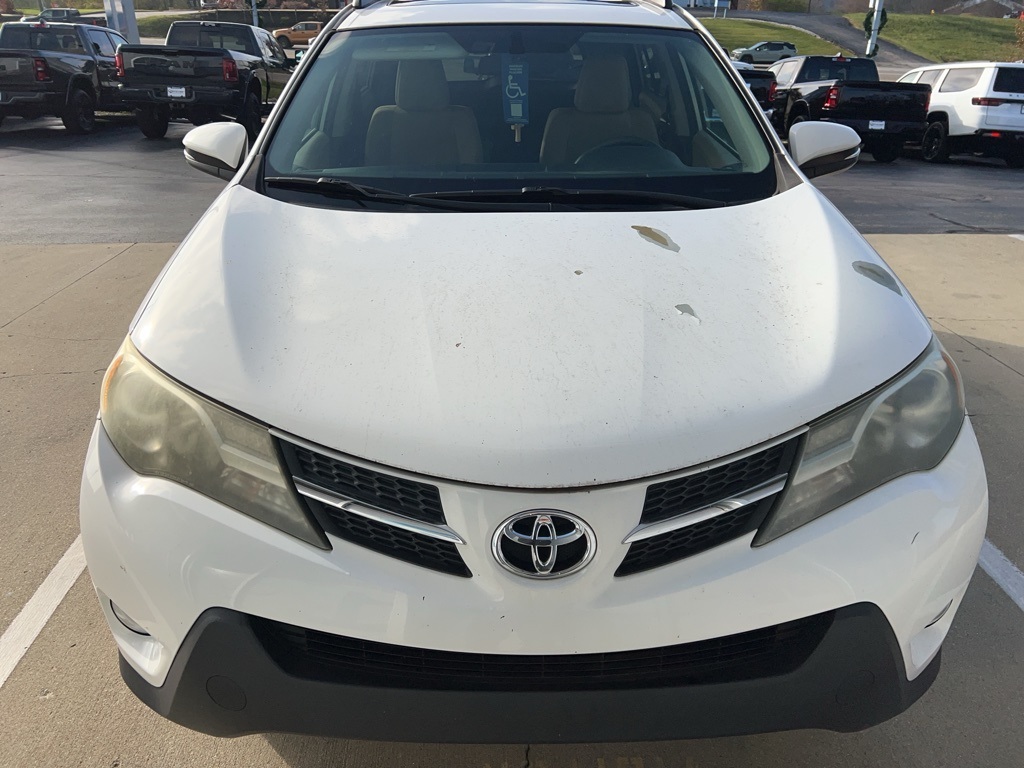 2013 Toyota RAV4 XLE photo 3