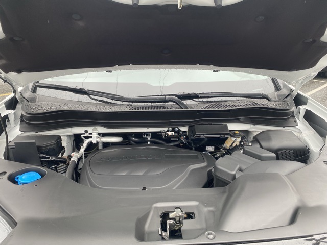 new 2025 Honda Ridgeline car, priced at $36,900