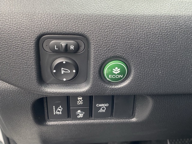 new 2025 Honda Ridgeline car, priced at $36,900