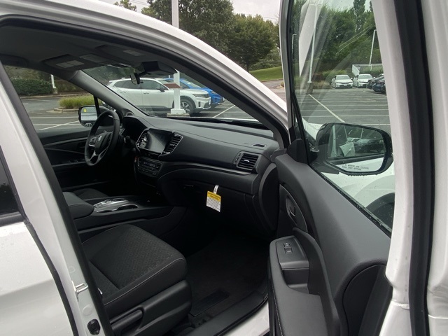 new 2025 Honda Ridgeline car, priced at $36,900