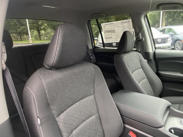 new 2025 Honda Ridgeline car, priced at $36,900