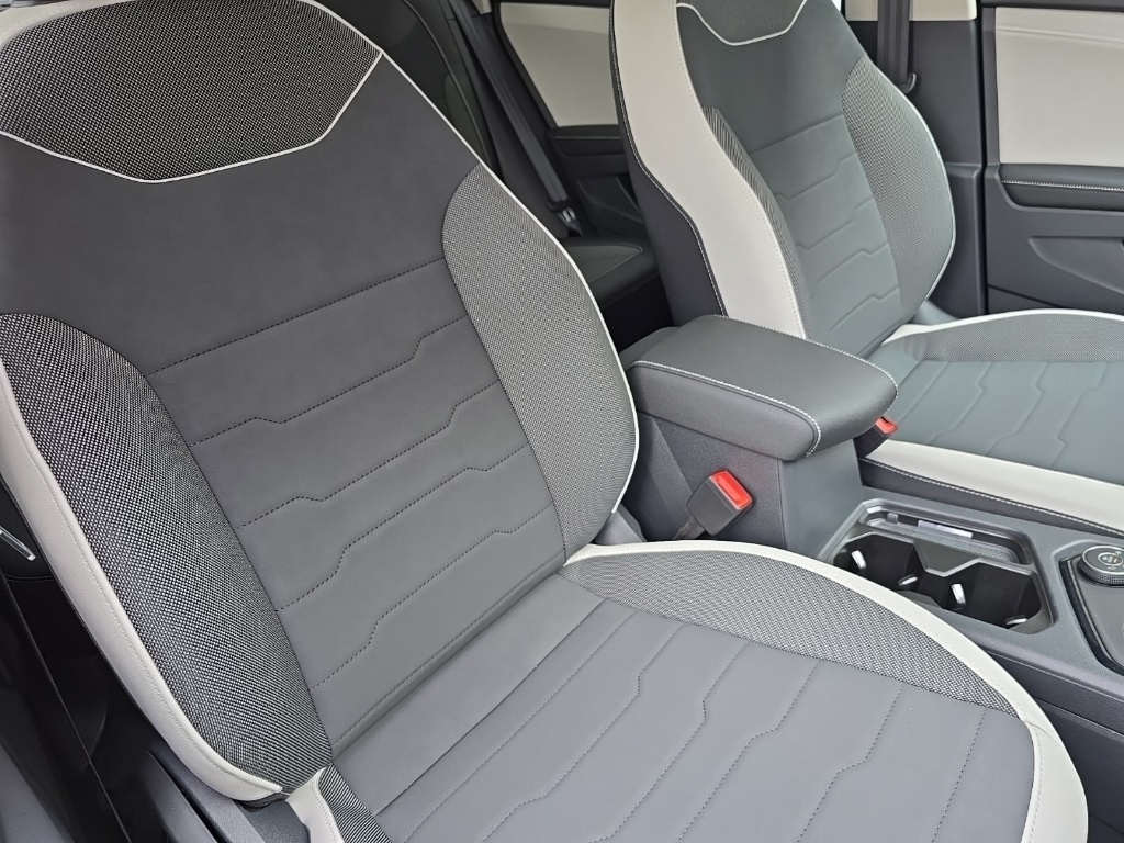 new 2025 Volkswagen Taos car, priced at $27,100