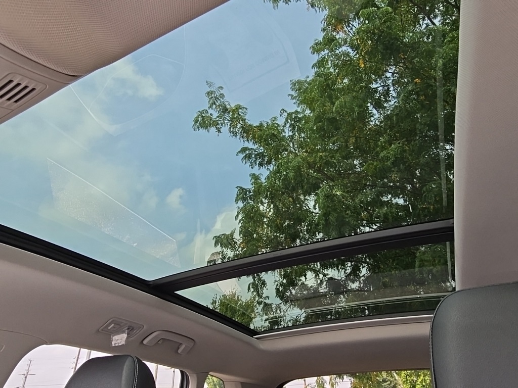 new 2025 Volkswagen Taos car, priced at $27,100