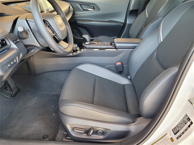 2026 Toyota Prius XLE photo 9