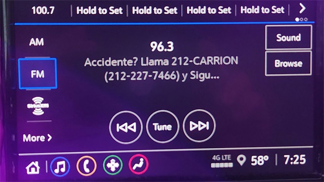 2022 Chevrolet Traverse LS FWD 2022 Chevrolet Traverse LS FWD