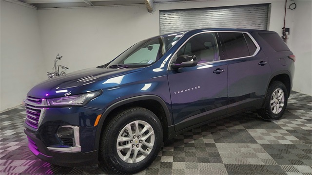 2022 Chevrolet Traverse LS FWD 2022 Chevrolet Traverse LS FWD