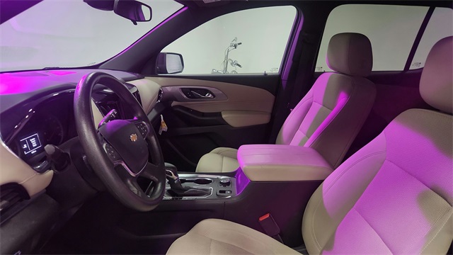 2022 Chevrolet Traverse LS FWD 2022 Chevrolet Traverse LS FWD