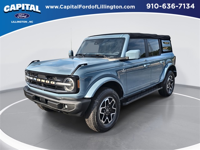 2022 Ford Bronco Outer Banks's photo