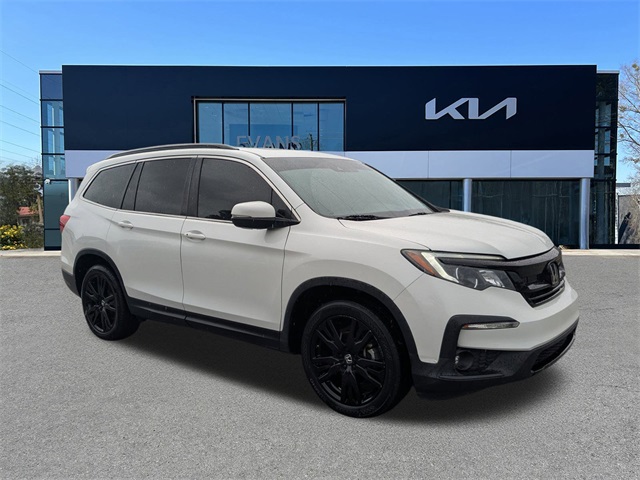 2022 Honda Pilot SE's photo