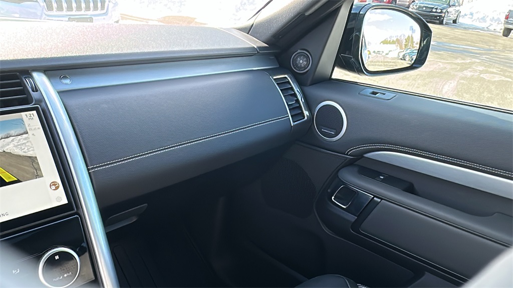 used 2025 Land Rover Discovery car, priced at $63,485