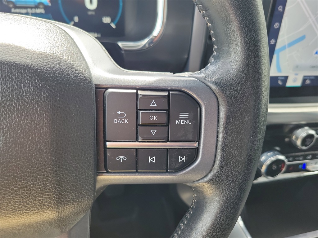 2023 Iconic Silver Metallic Ford F-150 Lariat 4X4 Truck