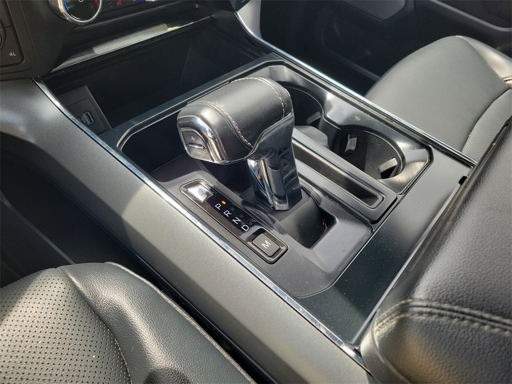 2023 Iconic Silver Metallic Ford F-150 Lariat 4X4 Truck