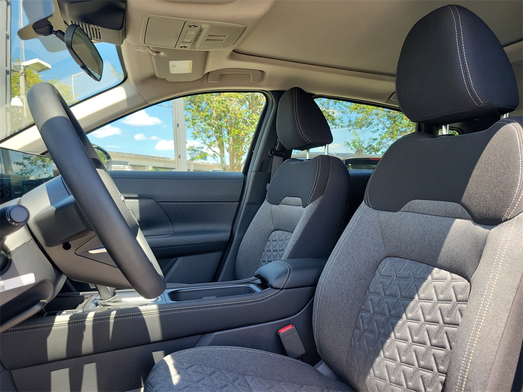 new 2025 Nissan Kicks car, priced at $24,041