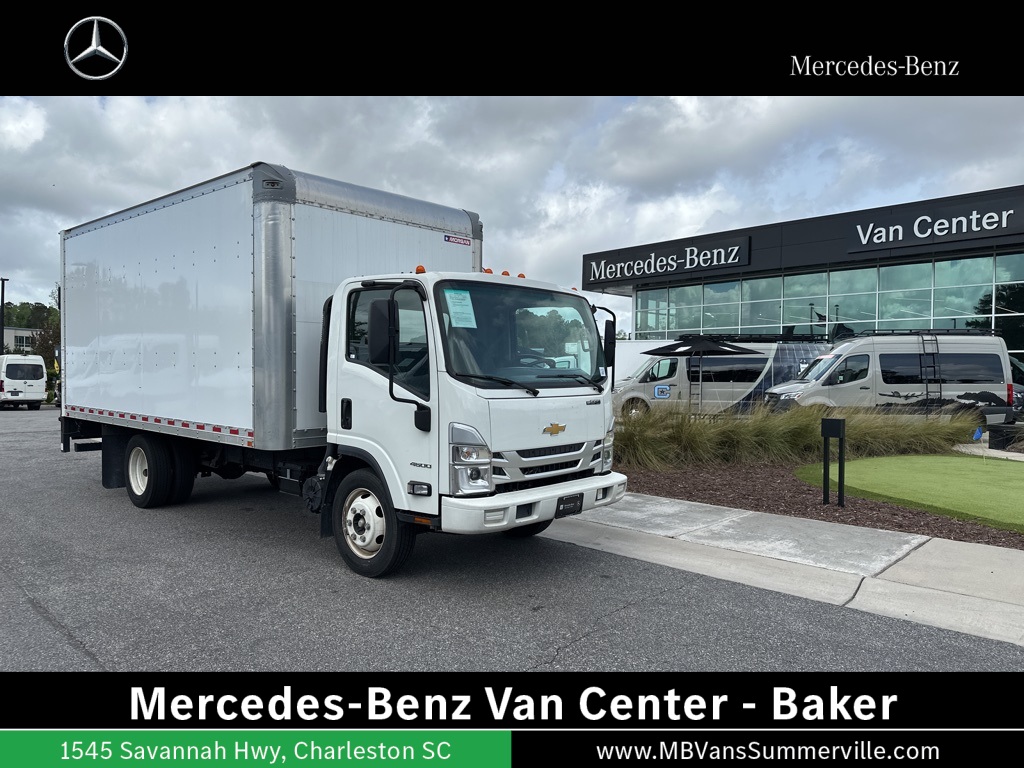 Used 2023 Chevrolet LCF 4500 Regular Cab RWD Box Truck for sale #SP1232 - photo 1