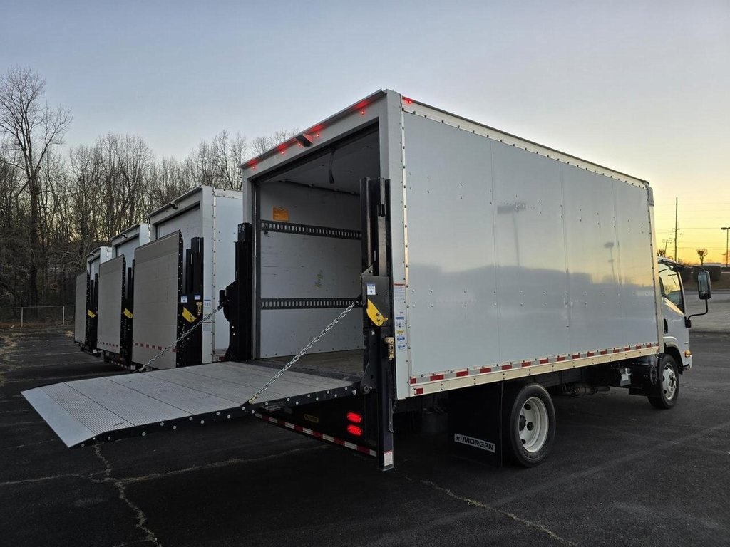 Used 2023 Chevrolet LCF 4500 Regular Cab RWD Box Truck for sale #SP1232 - photo 5