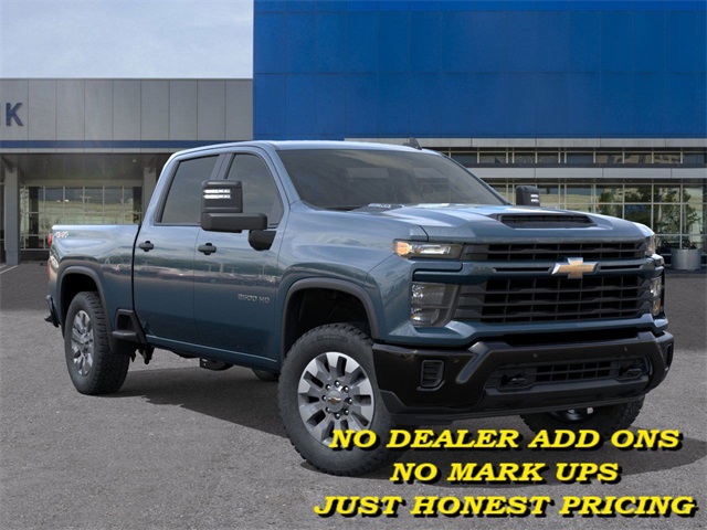 2026 Chevrolet Silverado 2500HD Custom photo 4