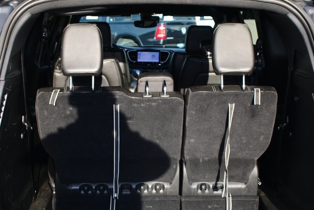 used 2025 Chrysler Pacifica car, priced at $30,383