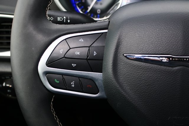 used 2025 Chrysler Pacifica car, priced at $30,383