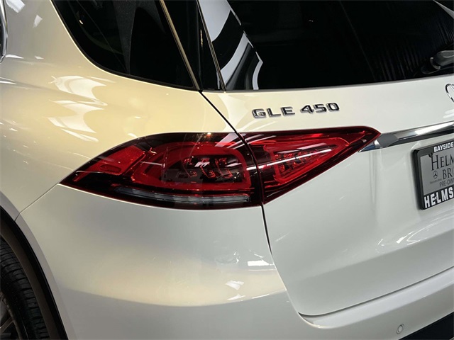 used 2022 Mercedes-Benz GLE car, priced at $49,991