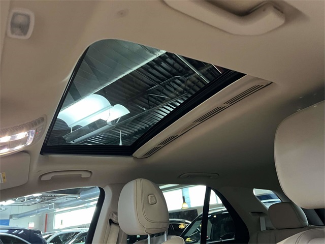 used 2022 Mercedes-Benz GLE car, priced at $49,991