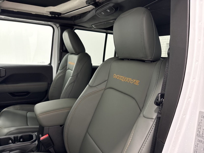 2025 Jeep Gladiator Mojave photo 19