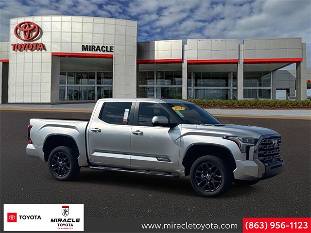 2024 Toyota Tundra Platinum's photo