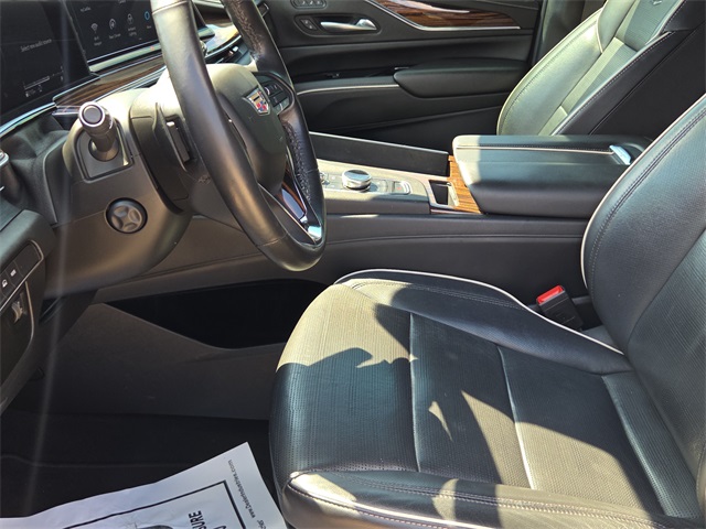 2021 Cadillac Escalade ESV Premium Luxury photo 16