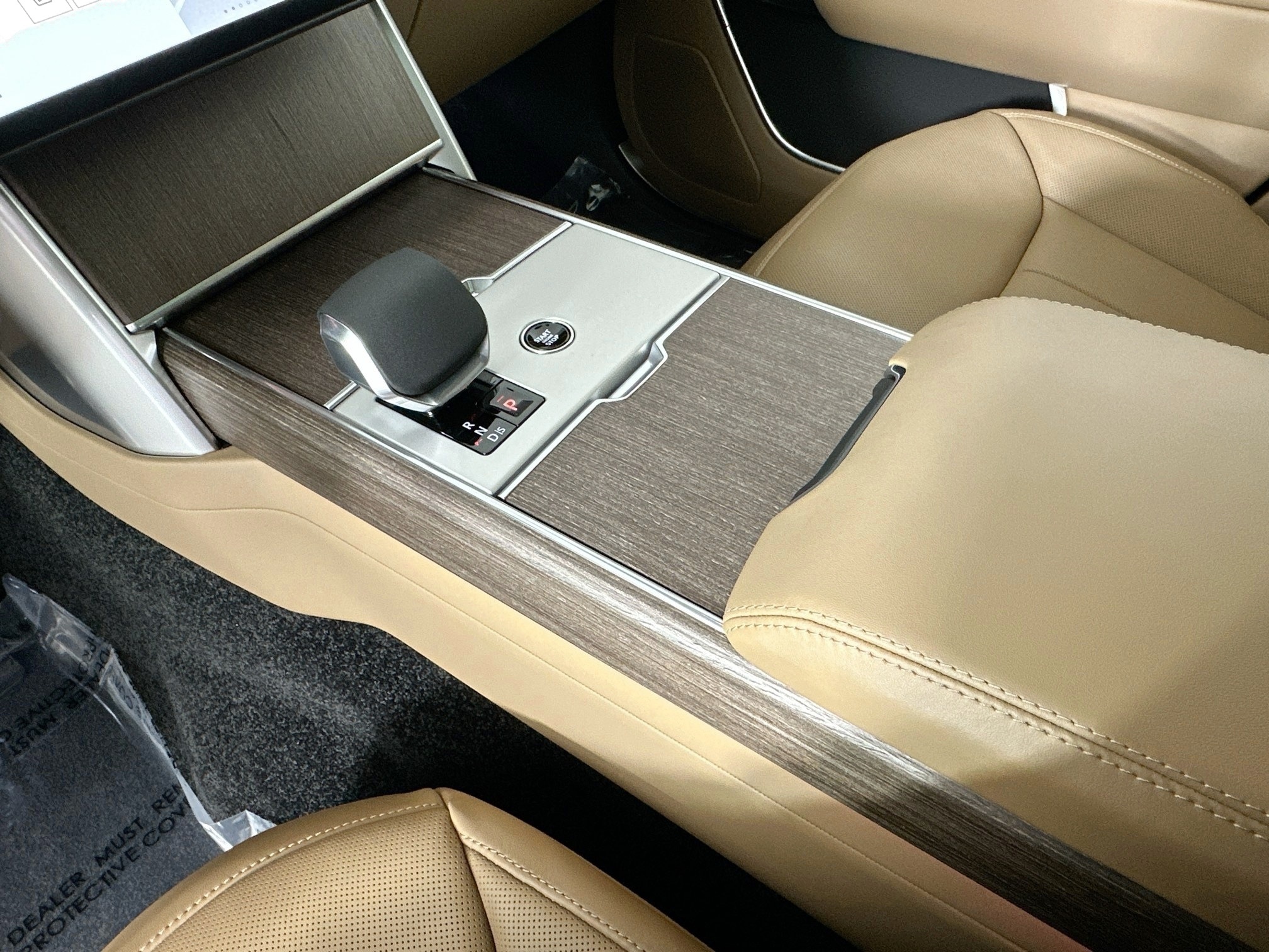 new 2025 Land Rover Range Rover car, priced at $142,130