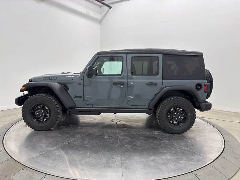 2026 Jeep Wrangler Willys photo 4