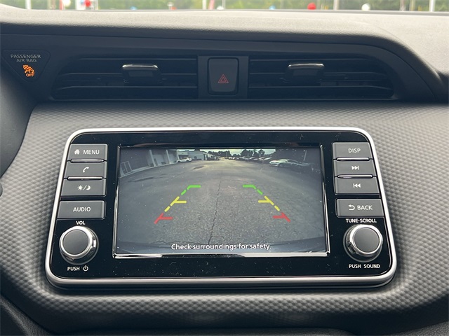 2025 Nissan Kicks Play S photo 4