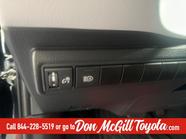 2024 Toyota Corolla SE photo 9
