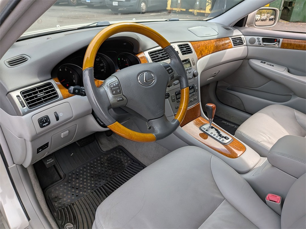 2006 Lexus ES 330 photo 10