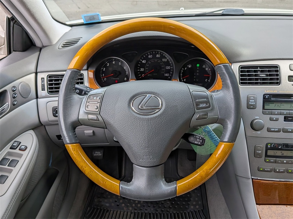 2006 Lexus ES 330 photo 11