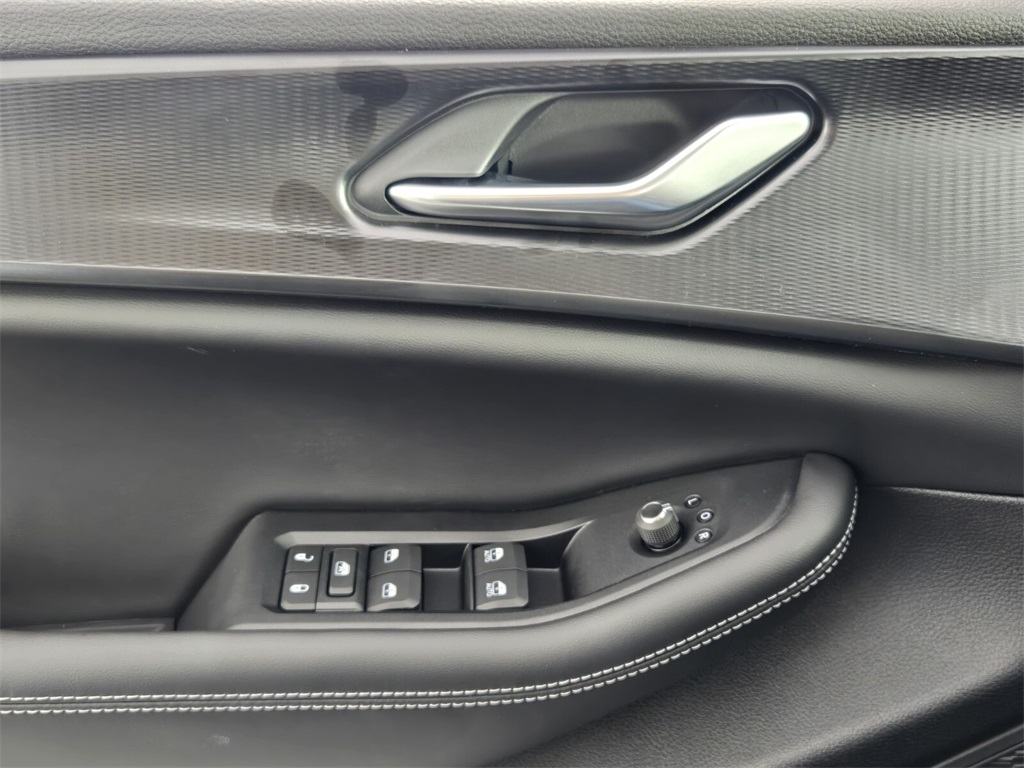 new 2025 Jeep Grand Cherokee L car, priced at $35,730