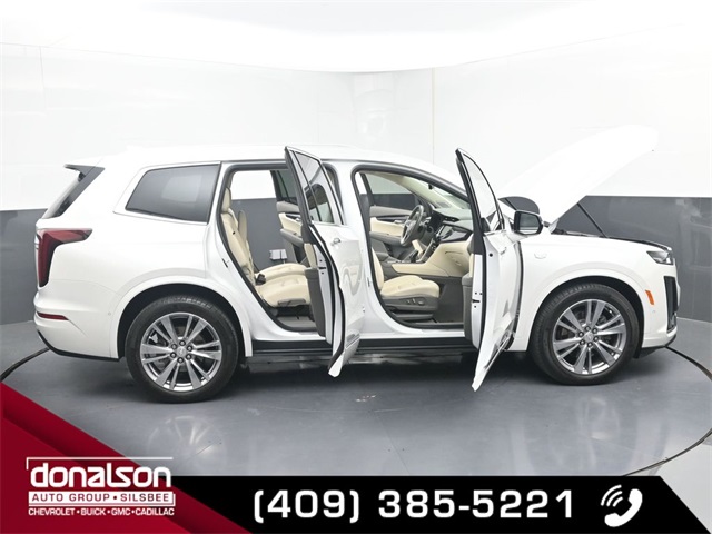 used 2023 Cadillac XT6 car, priced at $40,997