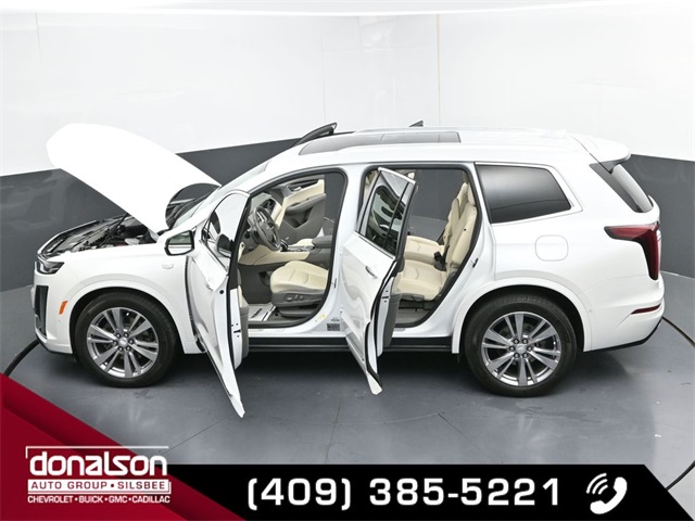 used 2023 Cadillac XT6 car, priced at $40,997