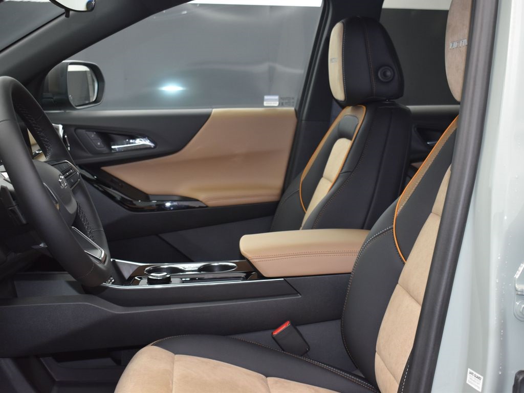 2026 Green Chevrolet Equinox ACTIV AWD SUV