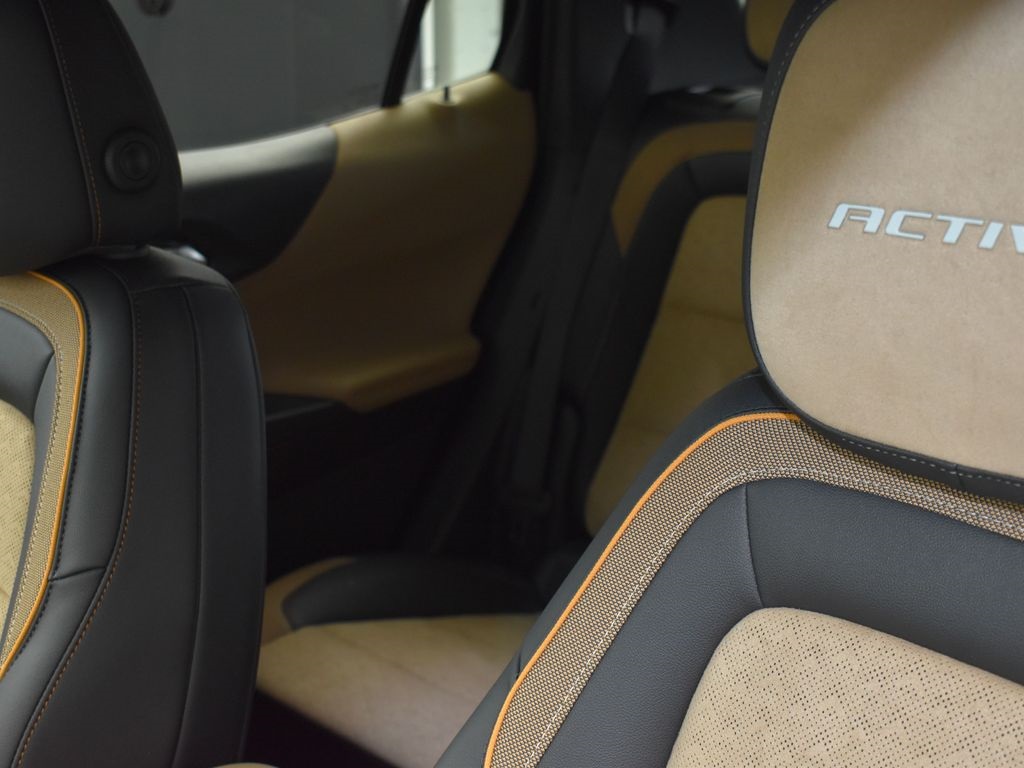2026 Green Chevrolet Equinox ACTIV AWD SUV