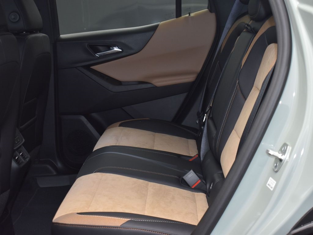 2026 Green Chevrolet Equinox ACTIV AWD SUV