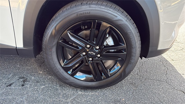 new 2026 Chevrolet Trax car, priced at $27,780