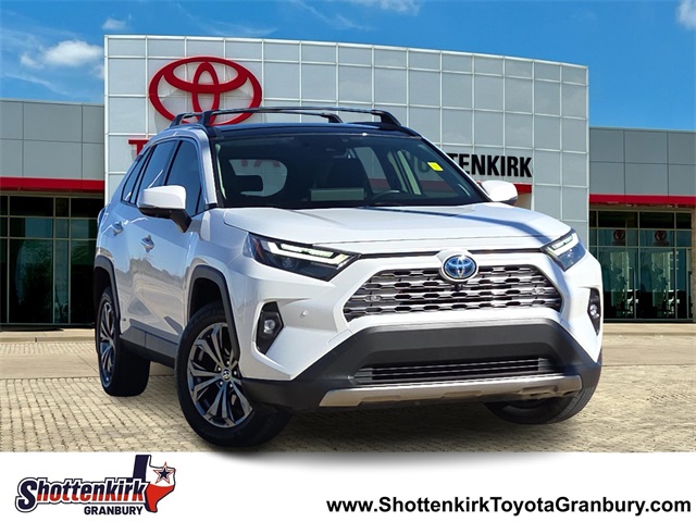2024 Toyota RAV4 Limited's photo