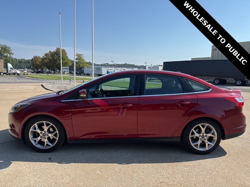 Used 2013 Ford Focus Titanium with VIN 1FADP3J2XDL107050 for sale in Kansas City