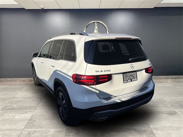 used 2025 Mercedes-Benz GLB car
