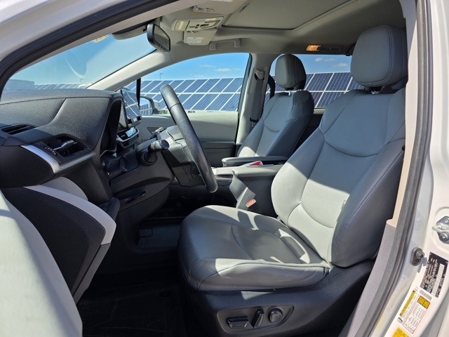 2022 Toyota Sienna XLE 7-Passenger