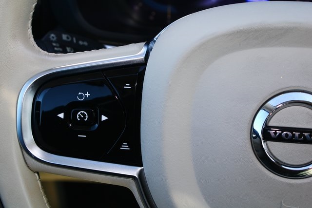 used 2023 Volvo XC60 Recharge Plug-In Hybrid car, priced at $34,014