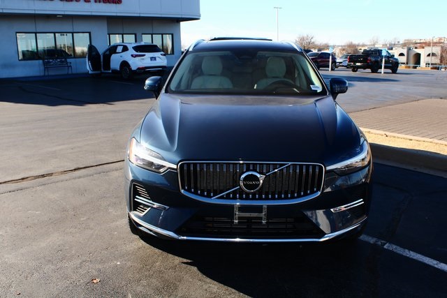 used 2023 Volvo XC60 Recharge Plug-In Hybrid car, priced at $34,014